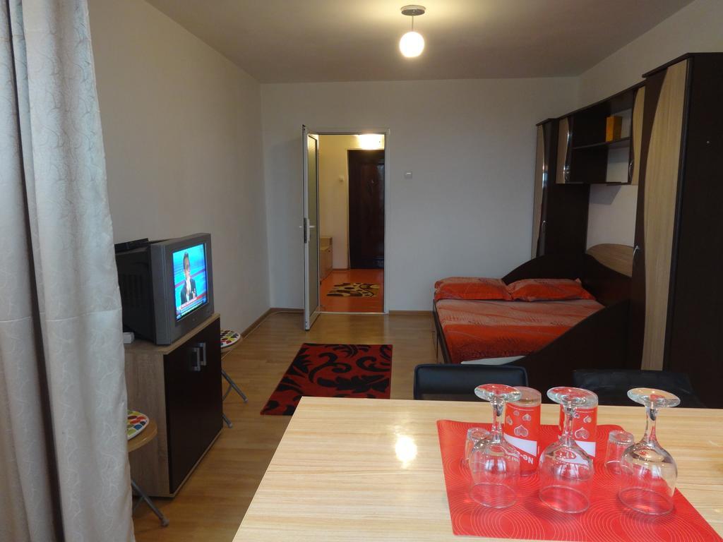 Alina Accommodation Galati  Ngoại thất bức ảnh