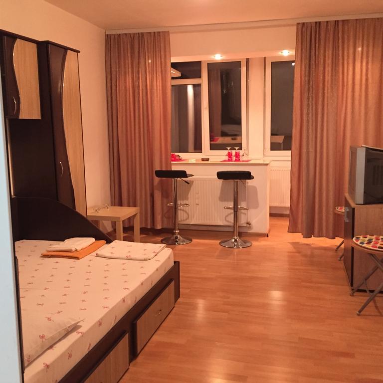 Alina Accommodation Galati  Ngoại thất bức ảnh